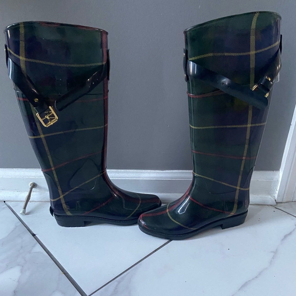 Rain boots